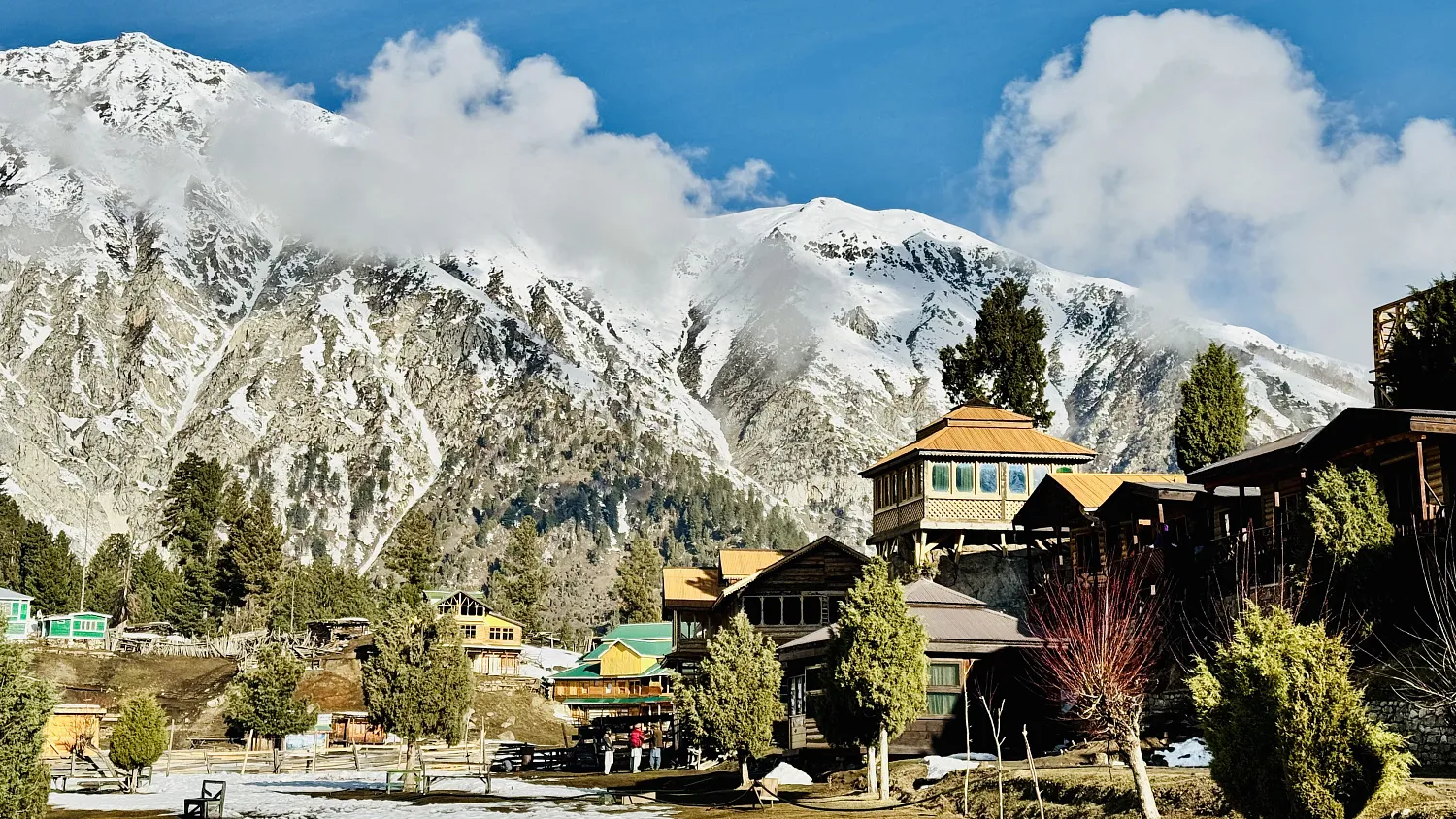 Путешествие в Пакистан.    Пакистан - это нестандартное, но очень яркое направление для тех, кто ищет аутентичность, природу без толп туристов и настоящее гостеприимство. 