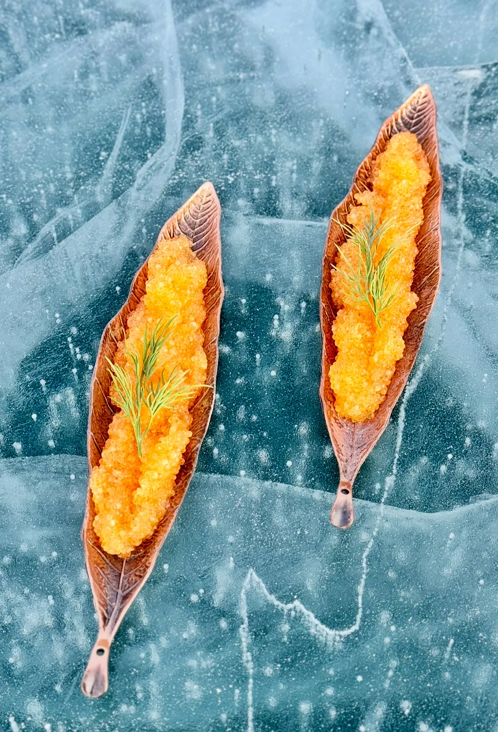 Обед на льду Байкала