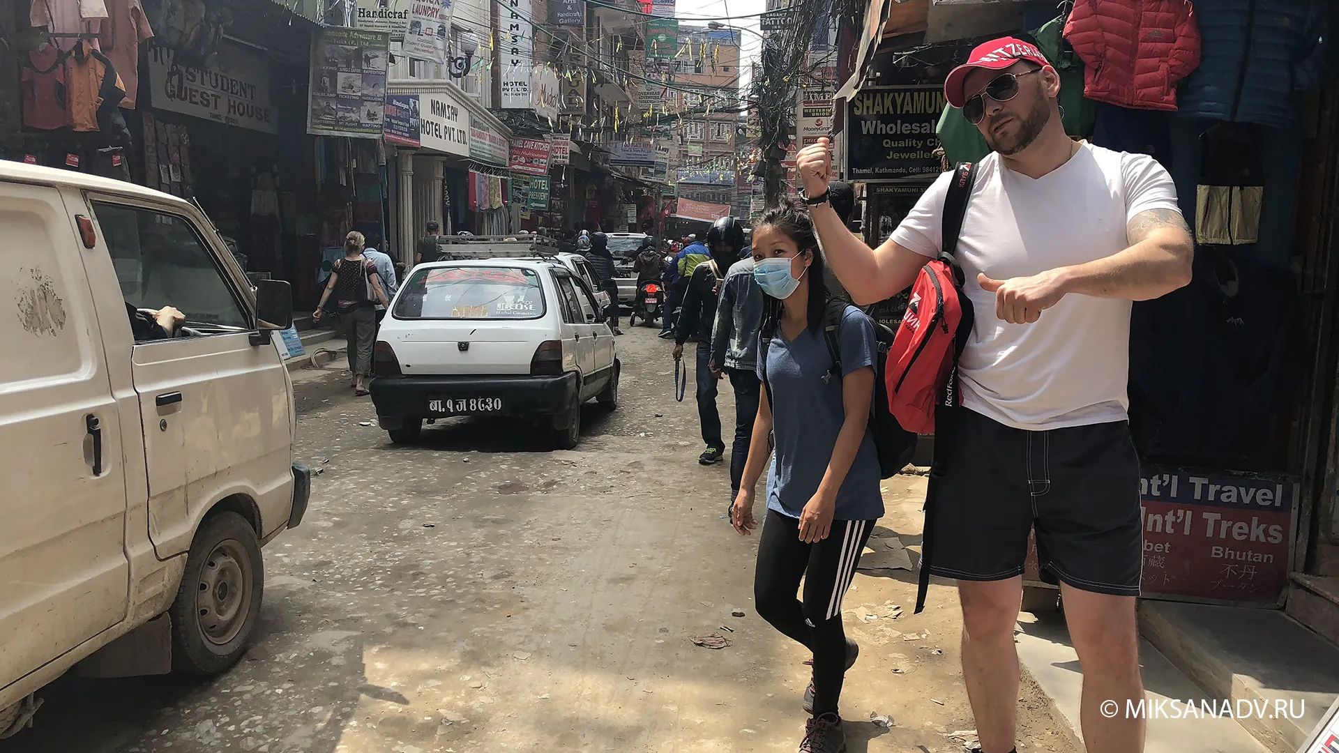 Треккинг в Базовый Лагерь Эвереста и Пик Кала-Пхатар 5600 м