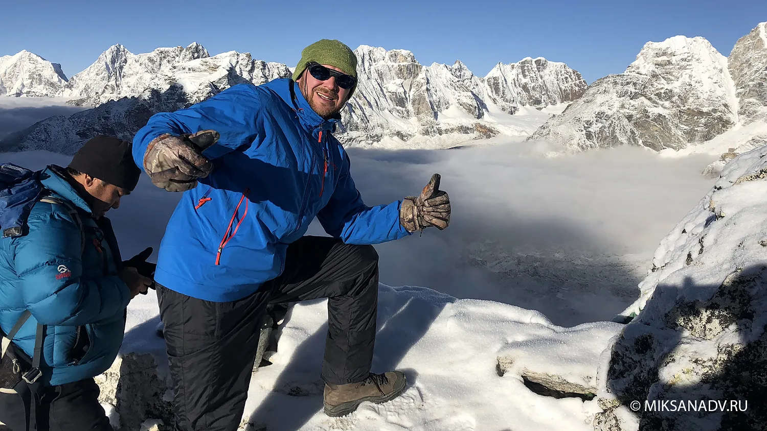 Треккинг в Базовый Лагерь Эвереста и Пик Кала-Пхатар 5600 м